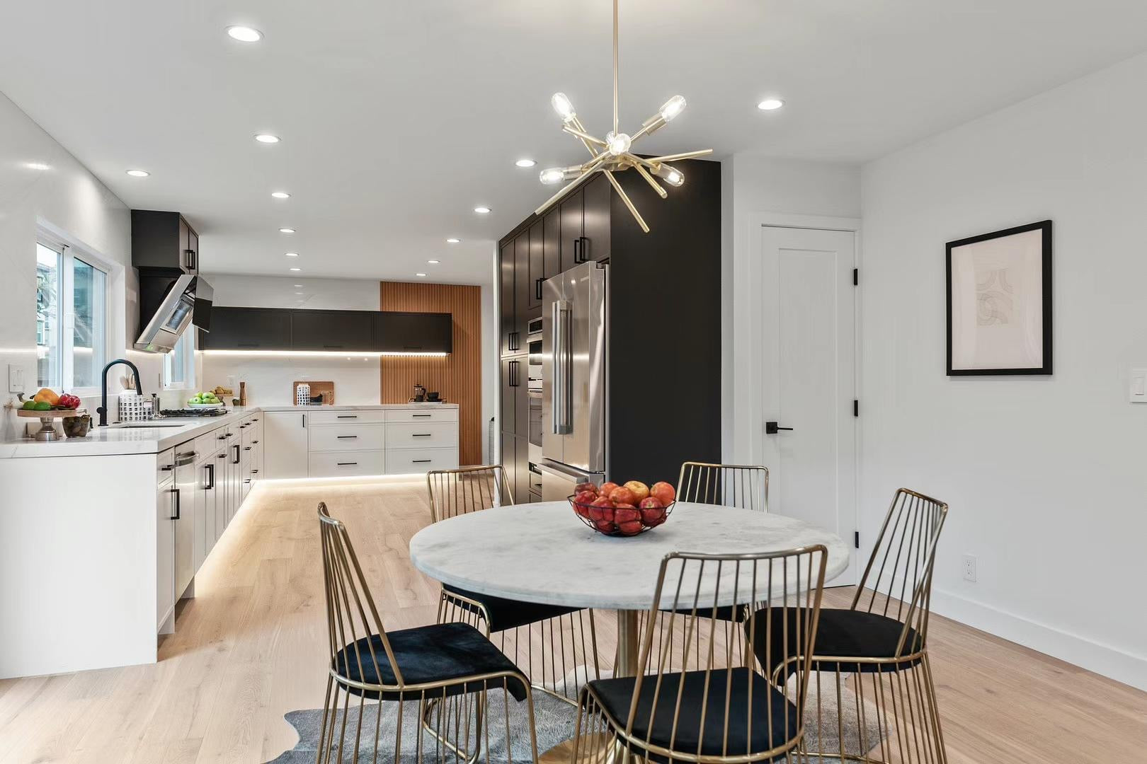 evmlookbook_expertvillagemedia